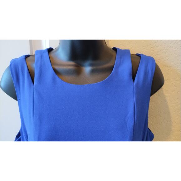 Danny and Nicole Royal Blue Sleeveless Belted Wide Leg Jumpsuit size 10 - Picture 2 of 16